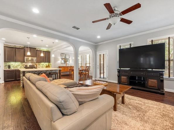 12116 Terraza CIR TH22, Austin TX 78726