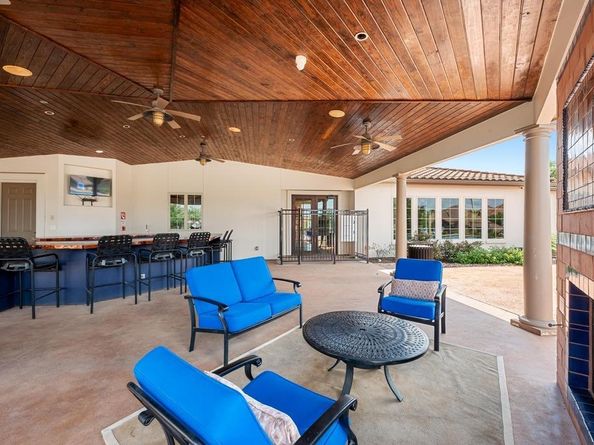 12116 Terraza CIR TH22, Austin TX 78726