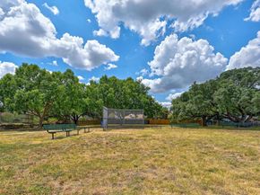 426 Valona LOOP, Round Rock TX 78681
