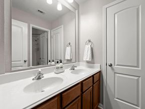 426 Valona LOOP, Round Rock TX 78681