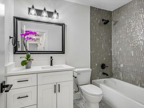 2704 Loyola LN, Austin TX 78723