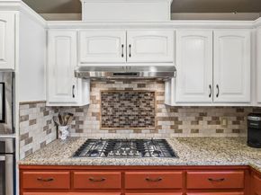 401 Twin Springs RD, Georgetown TX 78633