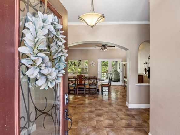 401 Twin Springs RD, Georgetown TX 78633