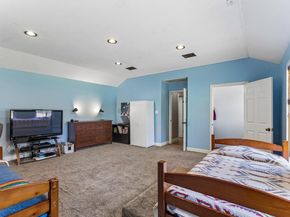 401 Twin Springs RD, Georgetown TX 78633