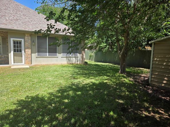 2912 Brandy LN, Georgetown TX 78628