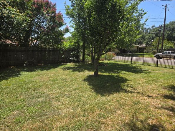 2912 Brandy LN, Georgetown TX 78628