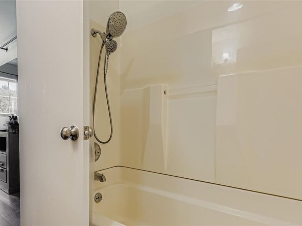 5704 Creekbranch CV, Austin TX 78744
