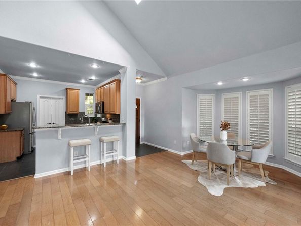 6704 Menchaca RD 29, Austin TX 78745