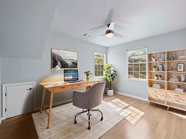 6704 Menchaca RD 29, Austin TX 78745