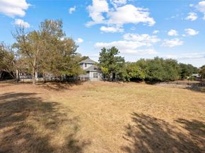 6704 Menchaca RD 29, Austin TX 78745