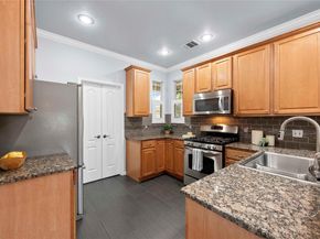 6704 Menchaca RD 29, Austin TX 78745