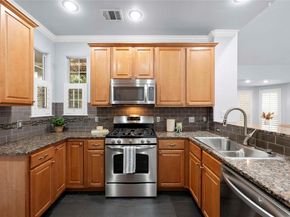 6704 Menchaca RD 29, Austin TX 78745