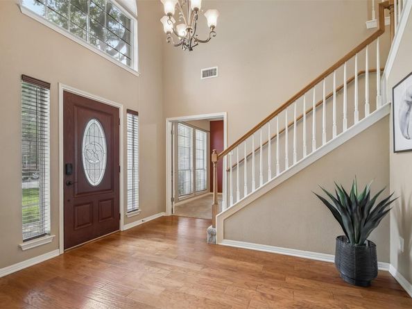12712 Twisted Briar LN, Austin TX 78729