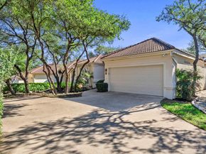 7 Tourney CV, The Hills TX 78738