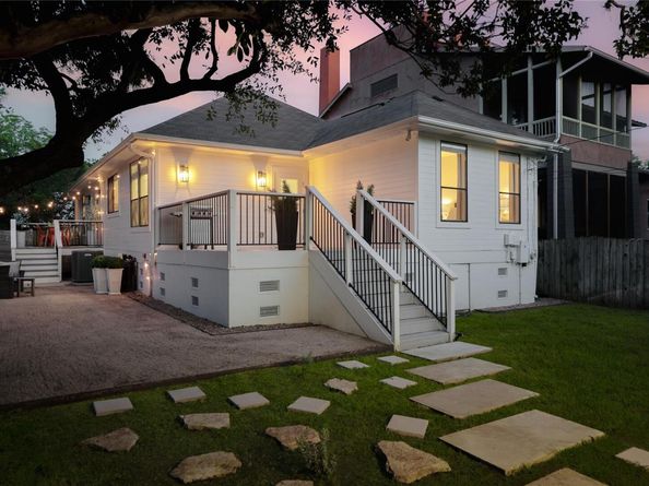 1018 Shelley Ave, Austin TX 78703