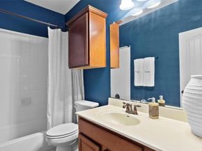 13400 Briarwick DR 1404, Austin TX 78729