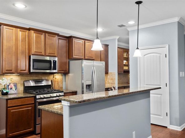 13400 Briarwick DR 1404, Austin TX 78729