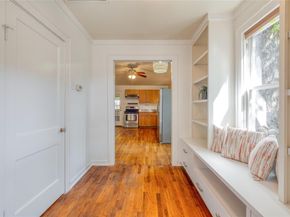 712 Nowotny LN, Austin TX 78702