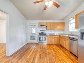 712 Nowotny LN, Austin TX 78702