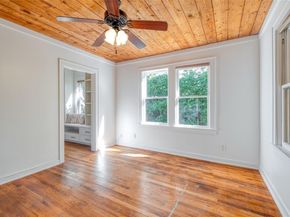 712 Nowotny LN, Austin TX 78702