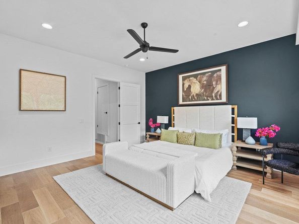 1719 Spyglass DR 18, Austin TX 78746