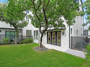 1719 Spyglass DR 18, Austin TX 78746