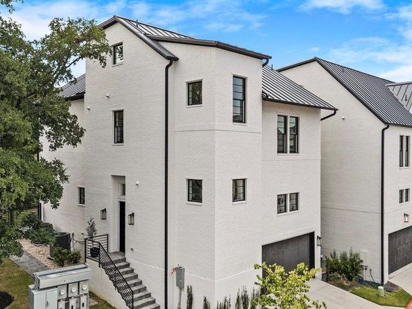 1719 Spyglass DR 18, Austin TX 78746