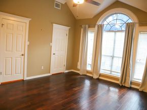 11216 Crossland DR, Austin TX 78726