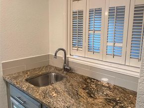 11216 Crossland DR, Austin TX 78726