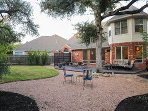 11216 Crossland DR, Austin TX 78726