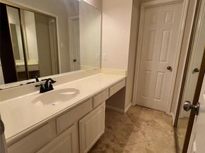 11216 Crossland DR, Austin TX 78726