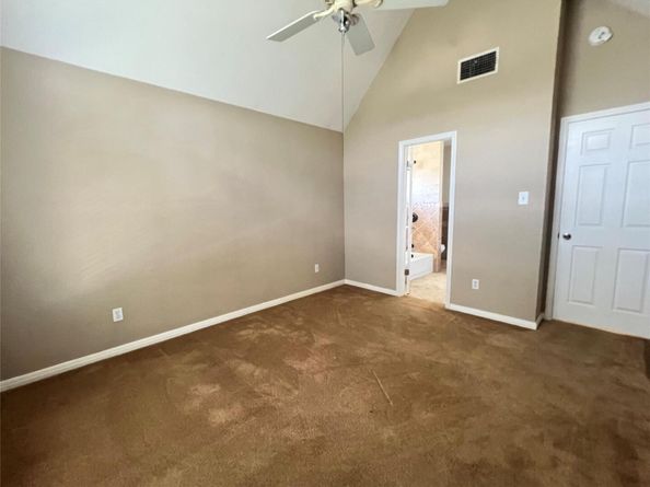 11216 Crossland DR, Austin TX 78726