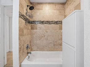 909 Reinli ST 118, Austin TX 78751