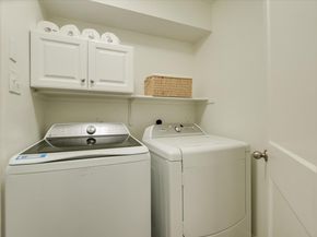 8349 Alvin High LN, Austin TX 78729