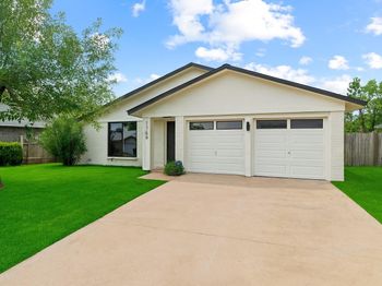 1768 Cricket Hollow DR