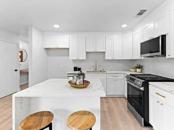 7302 Hartnell DR, Austin TX 78723