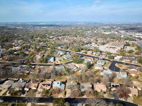 2008 Lear LN, Austin TX 78745