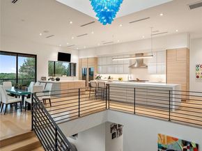 203 Buckeye TRL, West Lake Hills TX 78746