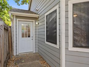 2001 Parker LN 101, Austin TX 78741