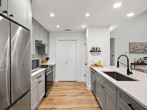2001 Parker LN 101, Austin TX 78741