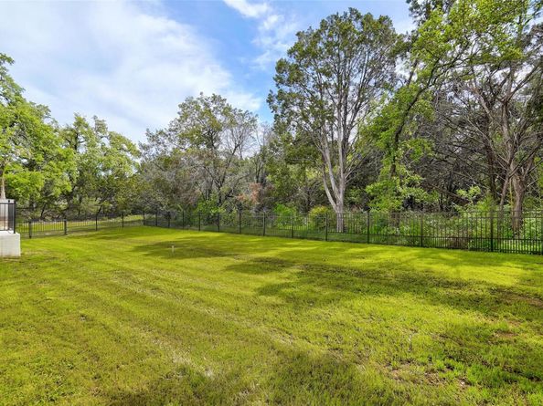 423 Bella Montagna CIR, Austin TX 78734