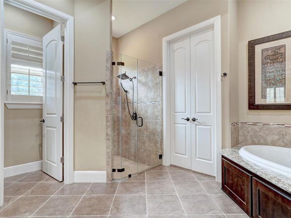 423 Bella Montagna CIR, Austin TX 78734