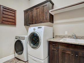 423 Bella Montagna CIR, Austin TX 78734