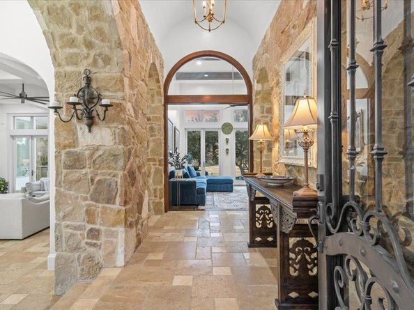 108 Golden Bear CV, Austin TX 78738