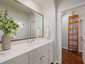 11603 Ladera Vista DR 25, Austin TX 78759