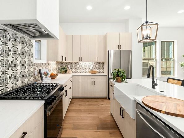 3500 Pecan Springs RD 10, Austin TX 78723