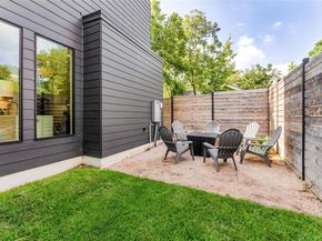 2402 S 3rd ST B, Austin TX 78704