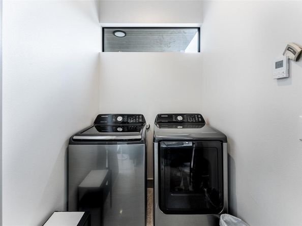 2402 S 3rd ST B, Austin TX 78704