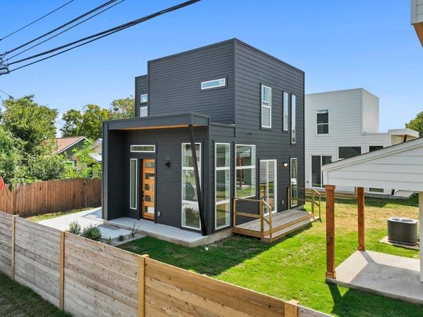 1169 Bedford ST 2, Austin TX 78702