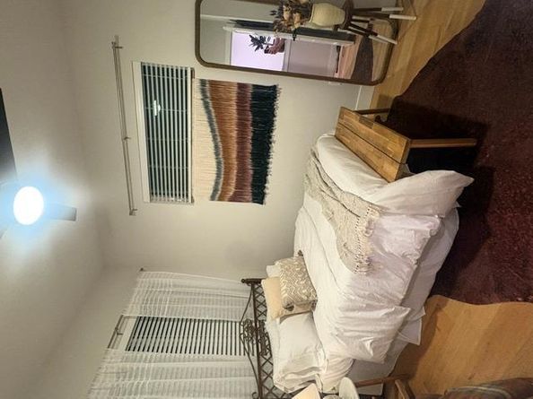 2108 Rosewood Ave B, Austin TX 78702